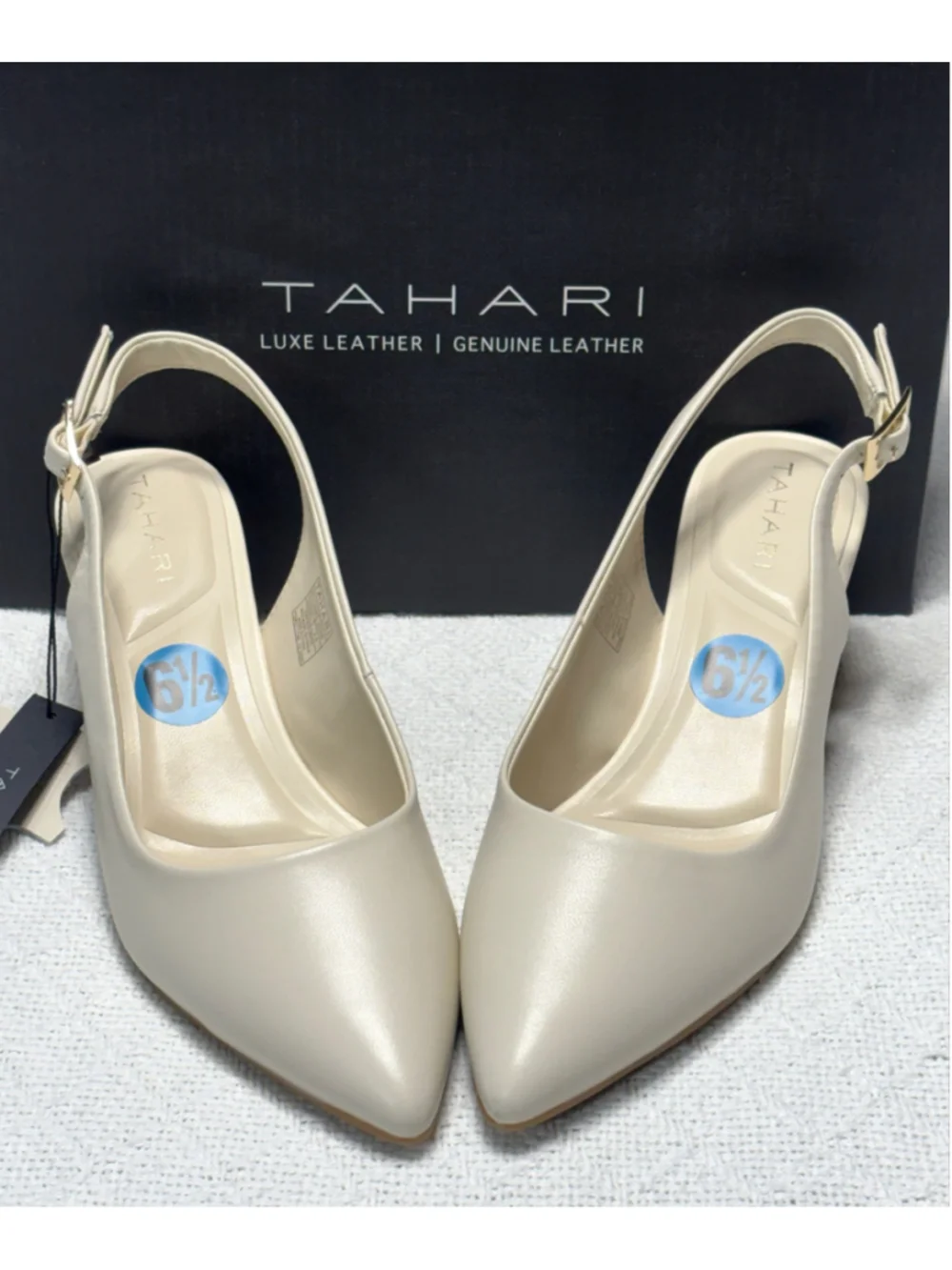 Tahari nwt luxe